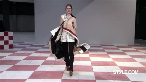 Watch Céline Fall 2015 Ready